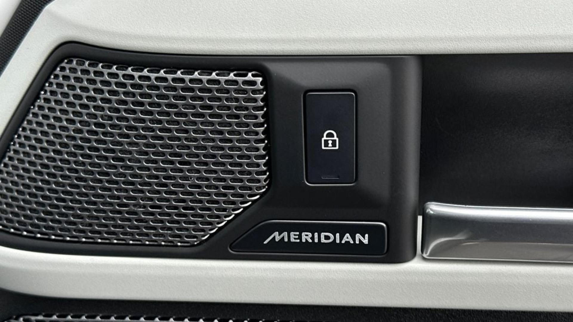 2024 White Land Rover Defender